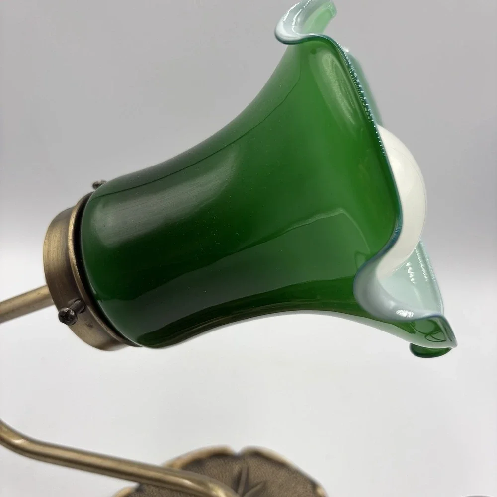 VTG  Brass Lily Pad Gooseneck Desk Lamp Green Ruffle Glass Shade MCM Deco